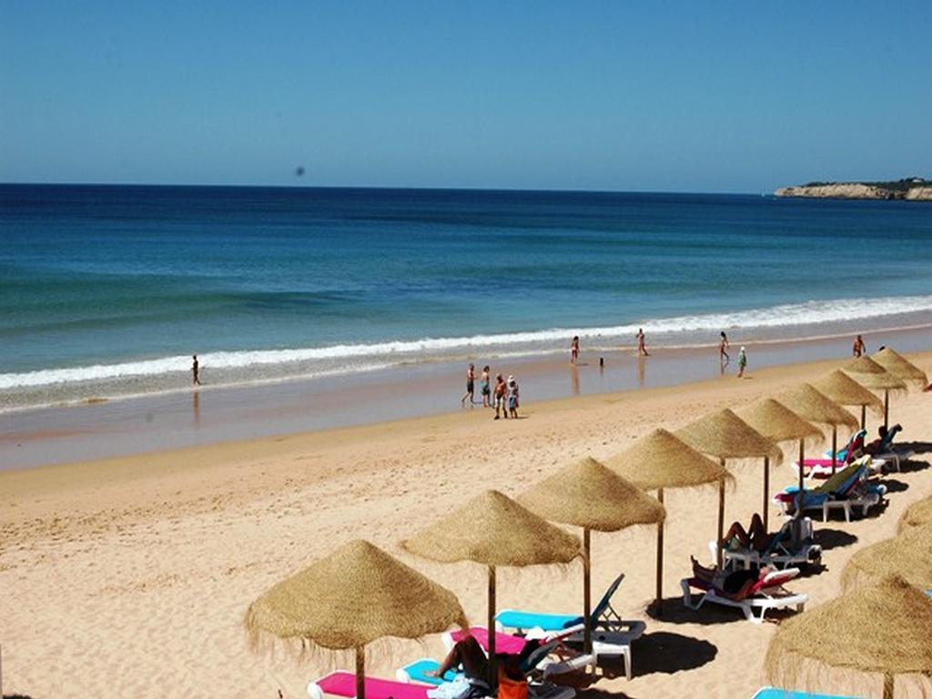 Apartamento Pe Na Areia, Armação de Pêra Екстериор снимка