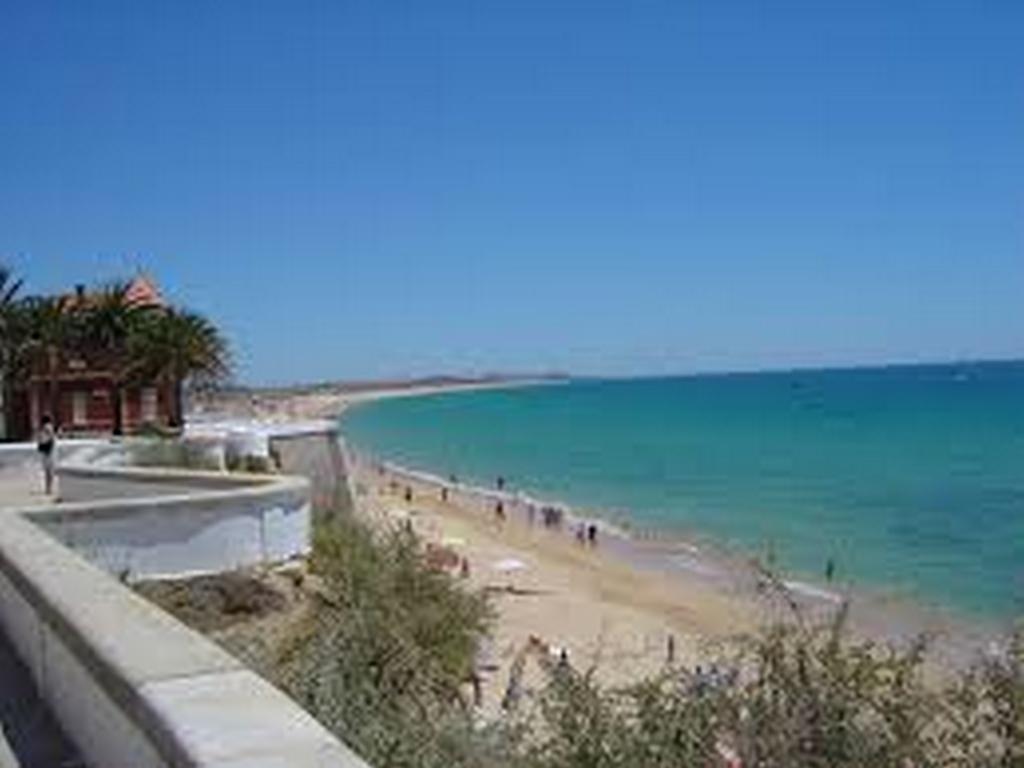 Apartamento Pe Na Areia, Armação de Pêra Екстериор снимка