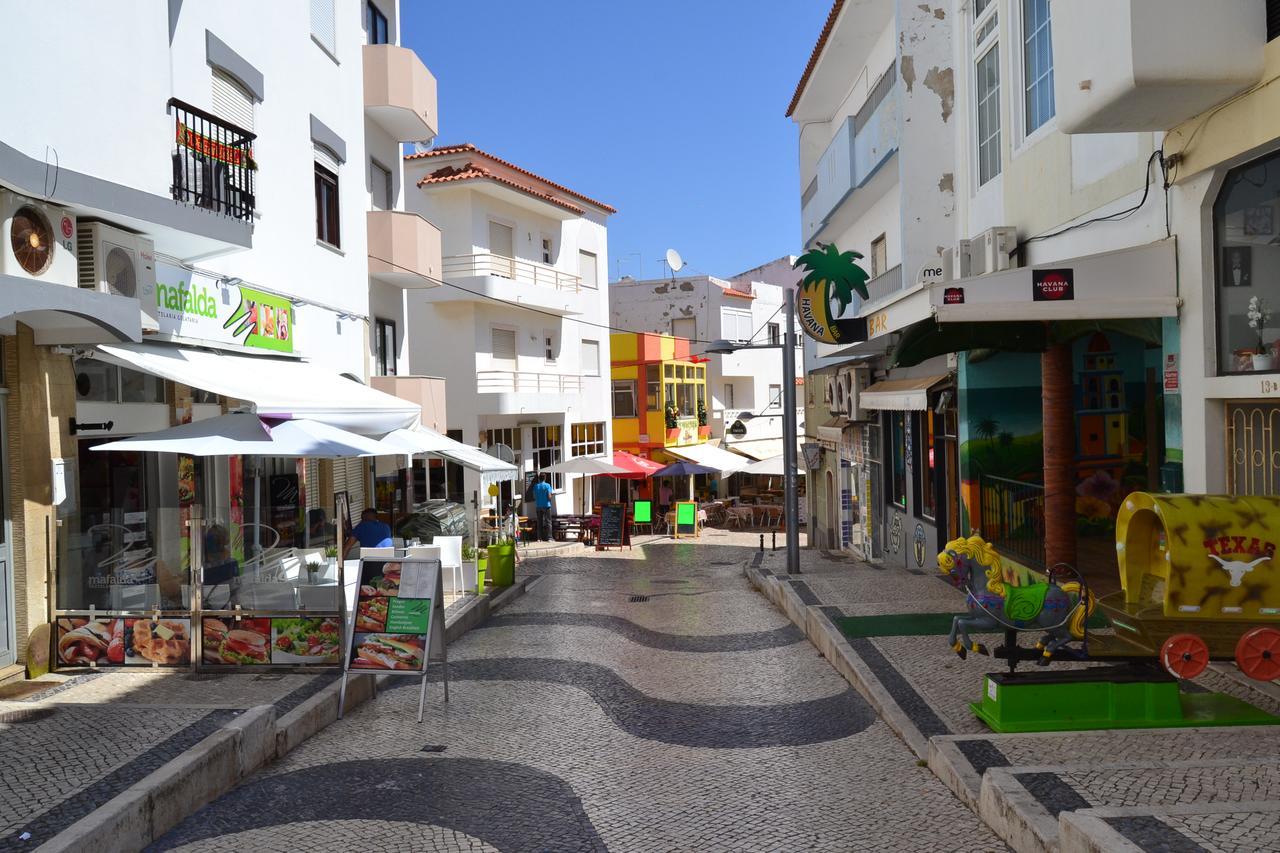 Apartamento Pe Na Areia, Armação de Pêra Екстериор снимка