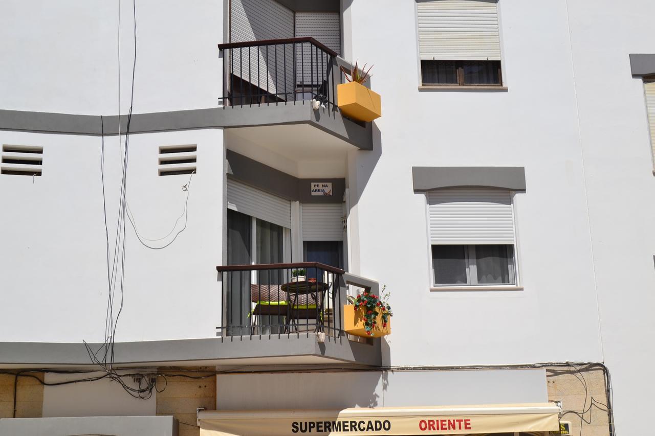 Apartamento Pe Na Areia, Armação de Pêra Екстериор снимка