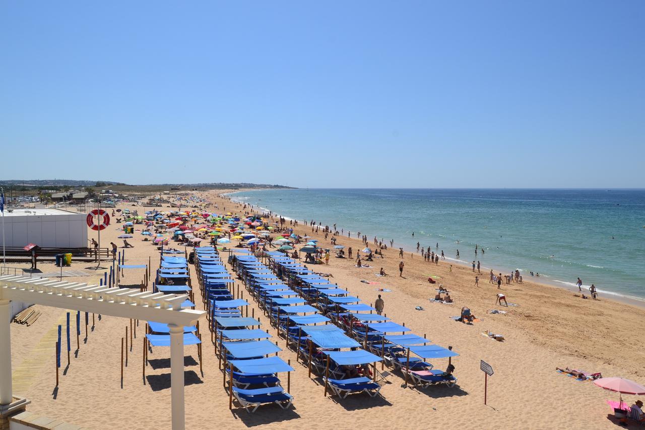 Apartamento Pe Na Areia, Armação de Pêra Екстериор снимка